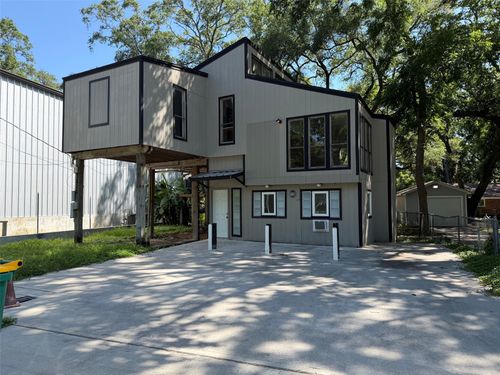 3211 Keller St, Bacliff, TX, 77518-1213 | Card Image