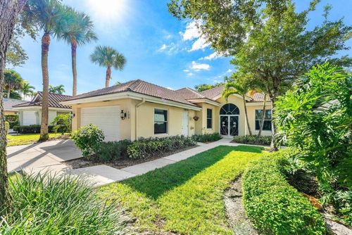 198 Hampton Cir, Jupiter, FL, 33458-8145 | Card Image