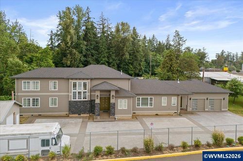 4098 Portland Rd Ne, Salem, OR, 97301-6752 | Card Image