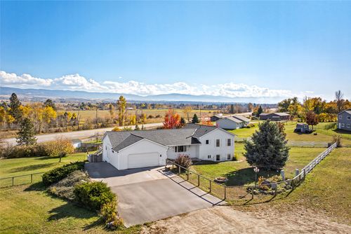183 Courtyard Way, Florence, MT, 59833 | Card Image