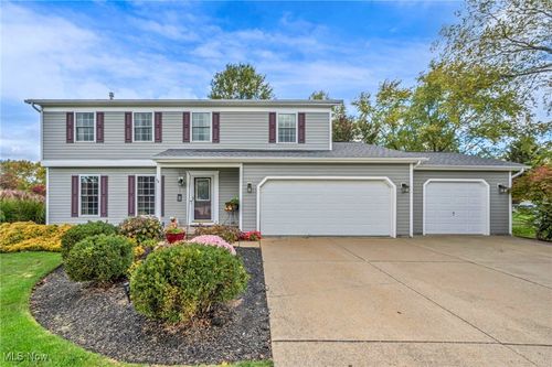 9331 Wyant Dr, Mentor, OH, 44060-7084 | Card Image