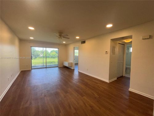 apt-209-2471 Sw 82nd Ave, Davie, FL, 33324-5795 | Card Image