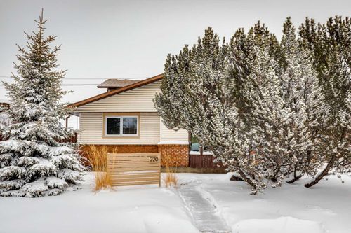 220 Templeby Pl Ne, Calgary, AB, T1Y5H1 | Card Image