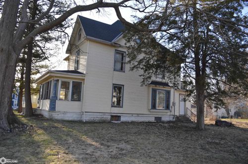 615 E Main St, Belmond, IA, 50421-1423 | Card Image
