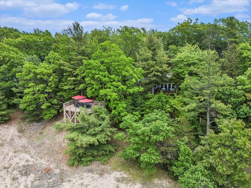 8641 N Perry Ave, Pentwater, MI, 49449-8744 | Card Image