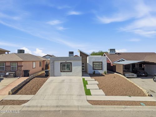 321 Via Cumbre Linda, El Paso, TX, 79928-5026 | Card Image