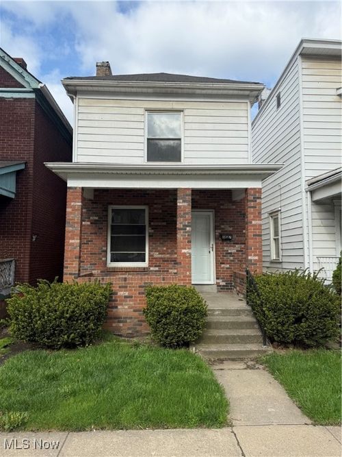 807 Virginia Ave, Follansbee, WV, 26037-1437 | Card Image