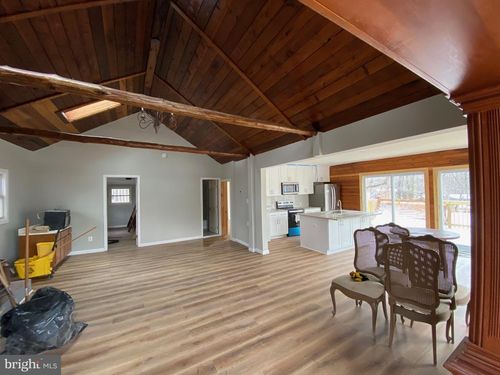 8480 Brunger St, MANASSAS, VA, 20112-3176 | Card Image