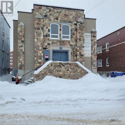 95 Pine St, Sudbury, ON, P3C1W9 | Card Image