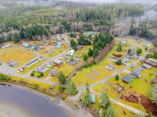 230 Clutus Rd, Bamfield, BC, V0R | Card Image