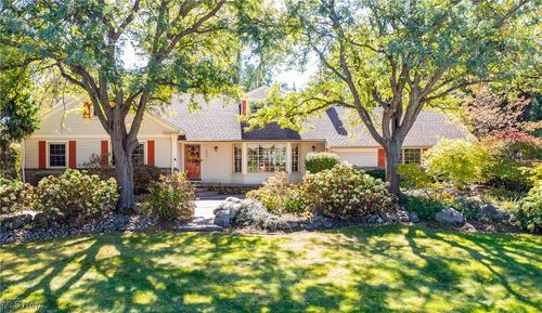 26016 Fairmount Blvd, Beachwood, OH, 44122-2216 | Card Image