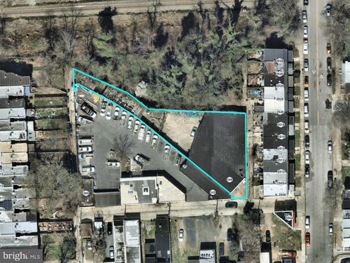 344 E 25th 1/2 St, BALTIMORE, MD, 21218-4701 | Card Image