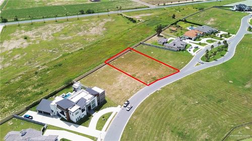 4560 Estancia Pkwy, McAllen, TX, 78504-9707 | Card Image