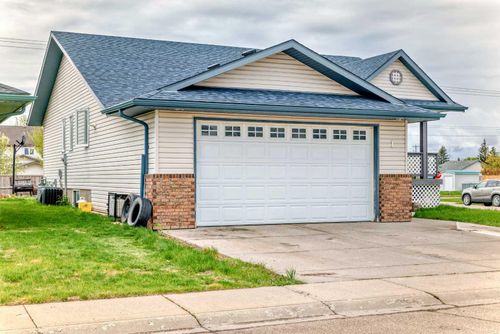 1 Madison Court, Strathmore, AB, T1P1M5 | Card Image