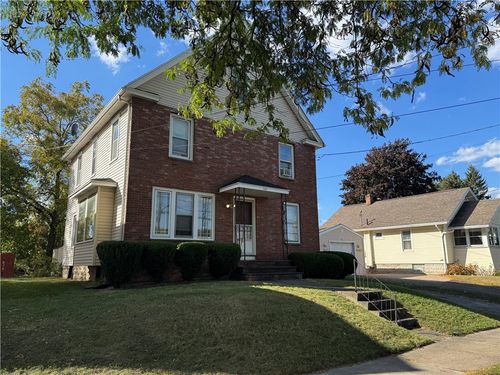 105 Pittsford St, Rochester, NY, 14615-3160 | Card Image