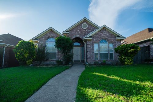 1501 Post Oak Dr, Rowlett, TX, 75089-7421 | Card Image