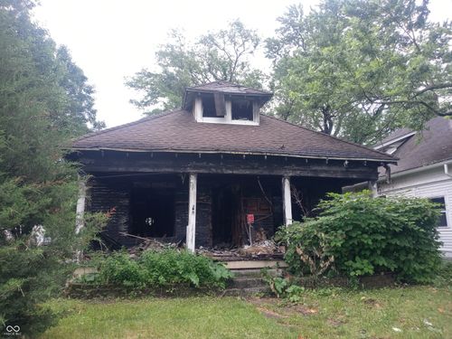 1502 S 11th 1/2 St, Terre Haute, IN, 47802-1702 | Card Image