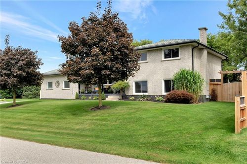 3 St Catharine St, Burford, ON, N0E1A0 | Card Image