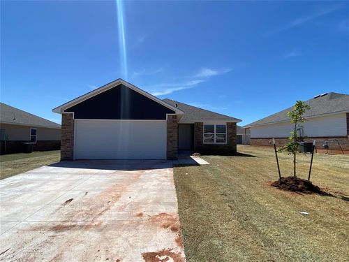 925 S Buffalo Lane, Mustang, OK, 73064 | Card Image