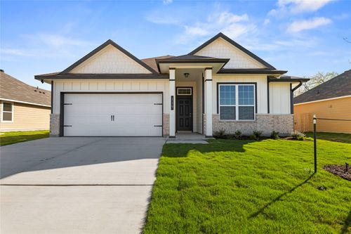 119 Adaline Bnd, McGregor, TX, 76657-4331 | Card Image
