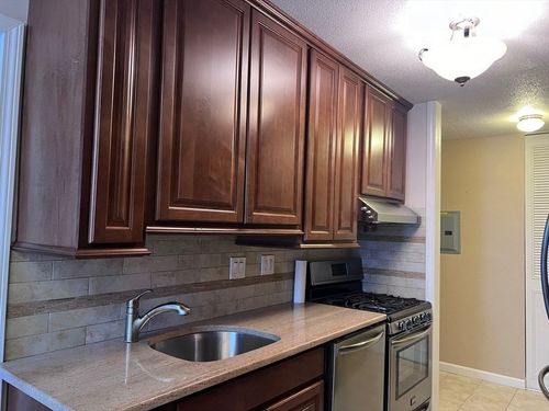 c-70 Shrewsbury Green Dr, Shrewsbury, MA, 01545-3607 | Card Image