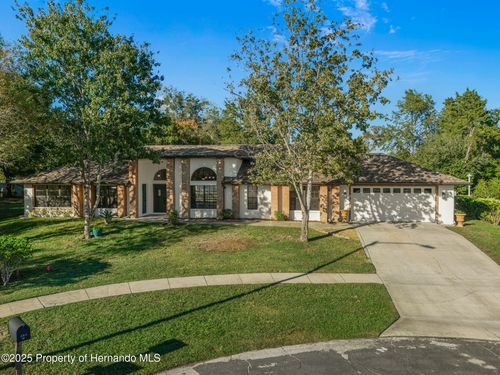 320 Preston Hollow Dr, SPRING HILL, FL, 34609-9394 | Card Image