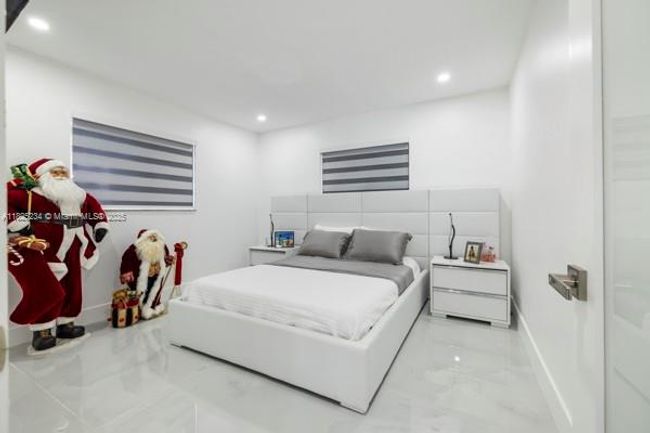 17975 Sw 232 Nd St, House other with 4 bedrooms, 4 bathrooms and null parking in Miami FL | Image 30