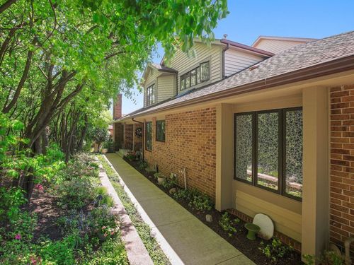 1148 Mistwood Ln, Downers Grove, IL, 60515-1204 | Card Image