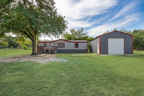 9330 Lynda Ln, Quinlan, TX, 75474-3915 | Card Image