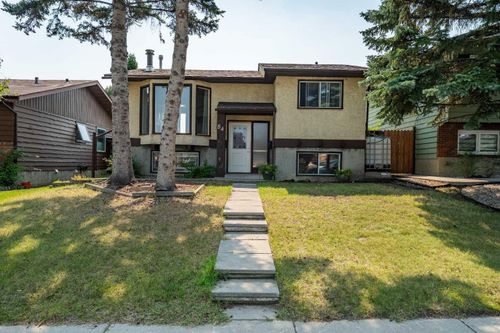 84 Templehill Dr Ne, Calgary, AB, T1Y4C3 | Card Image
