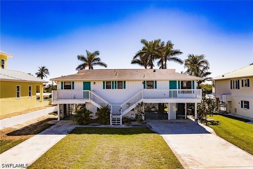 4861 Regal Dr, BONITA SPRINGS, FL, 34134-3926 | Card Image