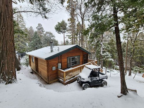 10820 Elm Dr, Wofford Heights, CA, 93285-9684 | Card Image