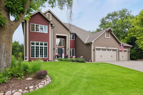 8796 Horizon Rdg, Victoria, MN, 55386-9556 | Card Image