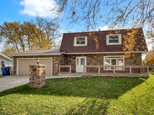9 Hilltop Dr, Bourbonnais, IL, 60914-1011 | Card Image