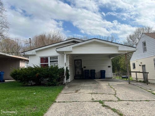 929 W Genesee St, Flint, MI, 48504-2609 | Card Image