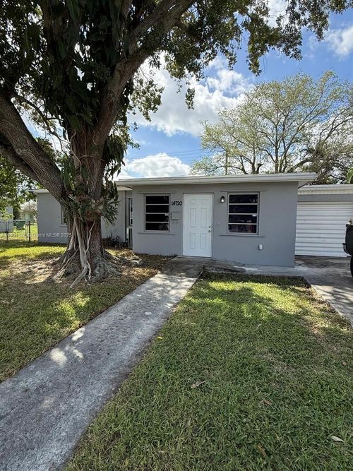 14720 Monroe St, Miami, FL, 33176-7442 | Card Image