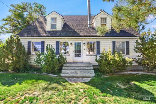 1213 Burley Ave, Buhl, ID, 83316-1859 | Card Image