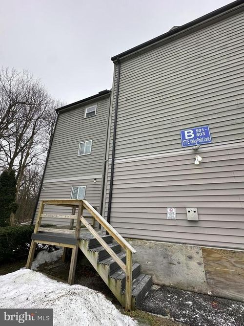 b602-177 E Valley Point Ln, Claysburg, PA, 16625-8516 | Card Image