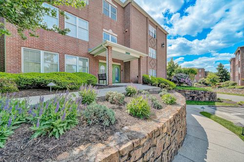 apt-106-3050 Mcvitty Forest Dr, Roanoke, VA, 24018-3572 | Card Image