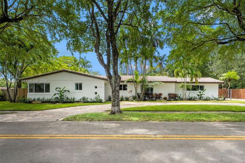 6200 Pine Terrace, Plantation, FL, 33317 | Card Image