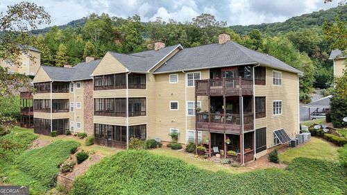 92 Gleneagle Ct, Clayton, GA, 30525-5571 | Card Image