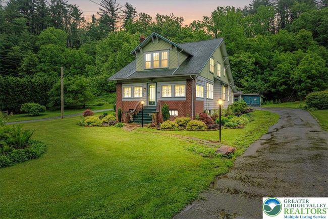 Beautiful Lawn | Image 55