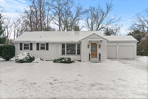 98 Clintonville Road, North Haven, CT, 06473 | Card Image