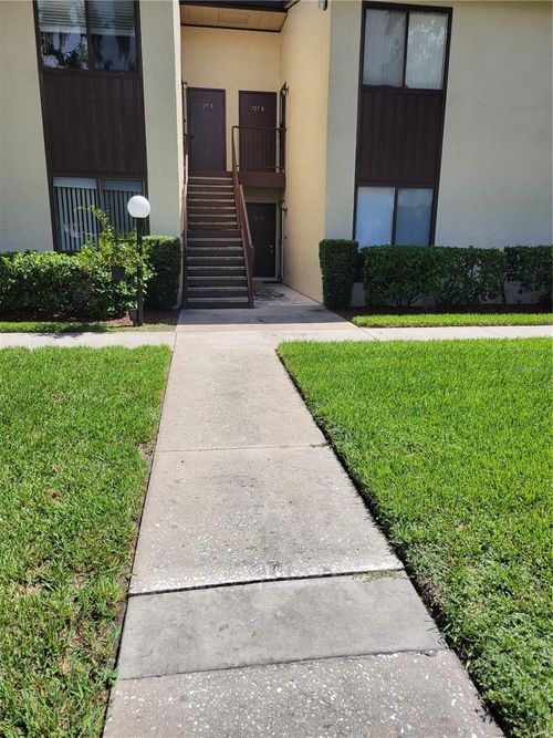 a-727 Midway Dr, OCALA, FL, 34472-2301 | Card Image