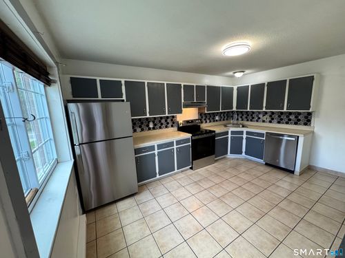 5-497 Scott Rd, Waterbury, CT, 06705-3769 | Card Image