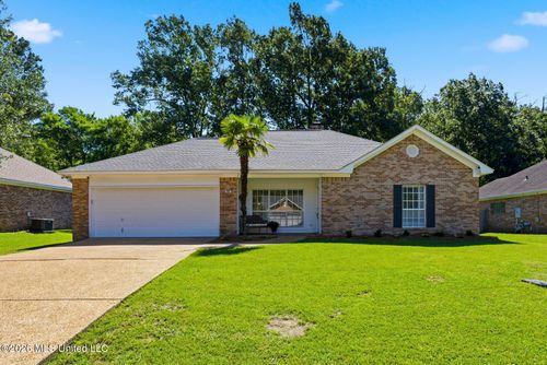 233 Mallard Dr, Brandon, MS, 39047-7379 | Card Image