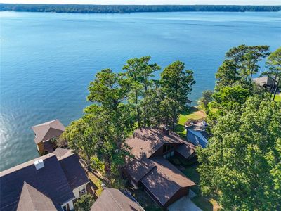 This home sits on prime, wide open water of Lake Conroe looking towards gorgeous views of the untouched national forest! | Image 2