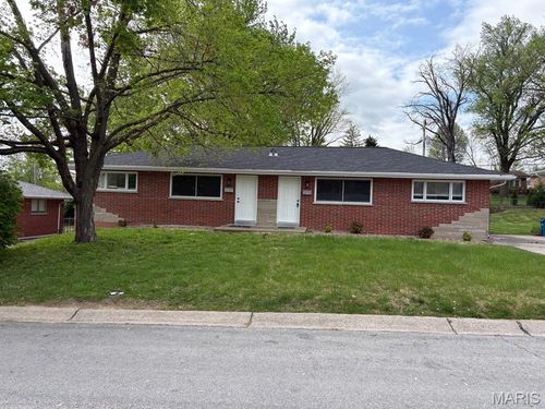 2413 Chesstal Street, St Charles, MO, 63301 | Card Image