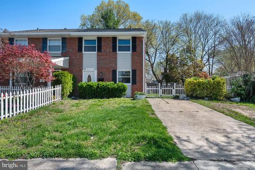 8575 Beacon Point Rd, PASADENA, MD, 21122-3024 | Card Image