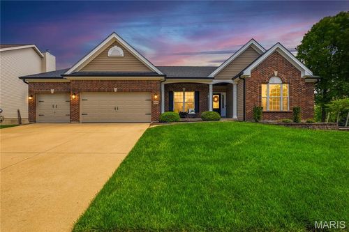 3126 Brook Hollow Dr, O Fallon, MO, 63366-4166 | Card Image